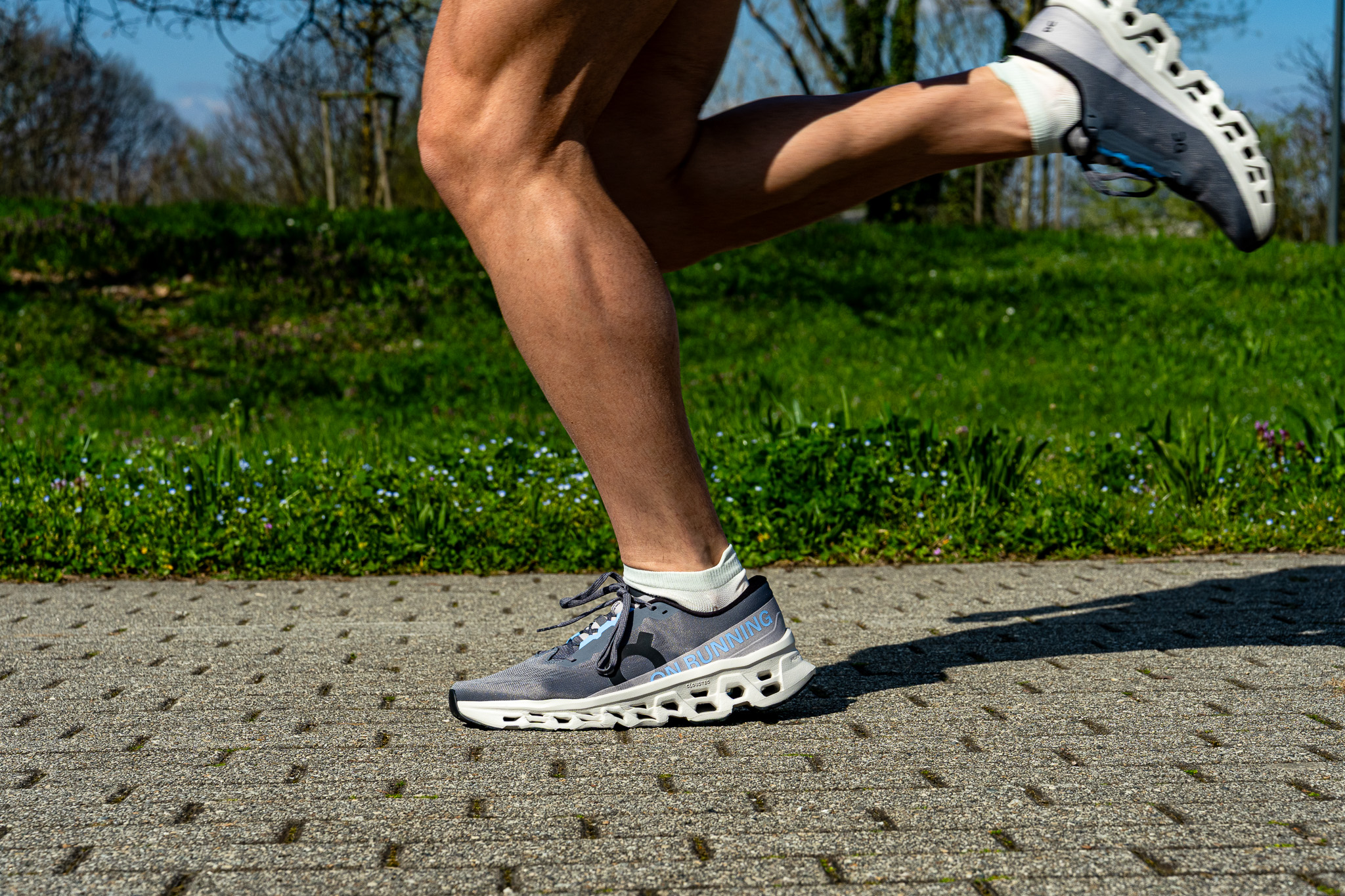 Appoggio On Running Cloudmonster 3 Gabriele Ammoni