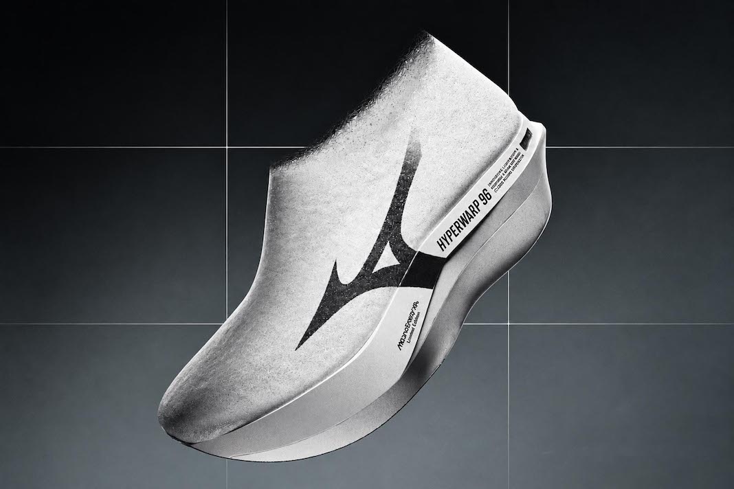 Mizuno Hyperwarp 96